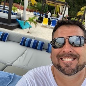 Meet your Posher, Mark